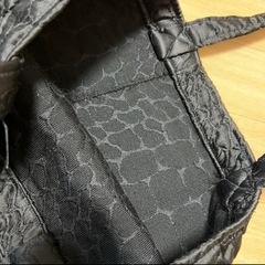 キルティングトートバッグ　ポーチ付きの画像