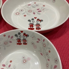 食器４点（ミッキー&ミニー）の画像