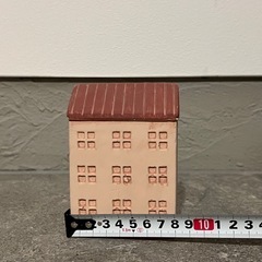 家 置物 陶器の画像