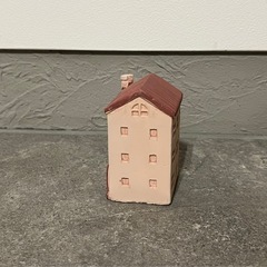 家 置物 陶器の画像