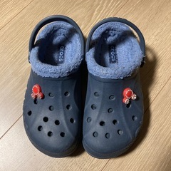クロックス　キッズ　ボア　紺　ネイビーの画像
