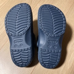 クロックス　キッズ　ボア　紺　ネイビーの画像