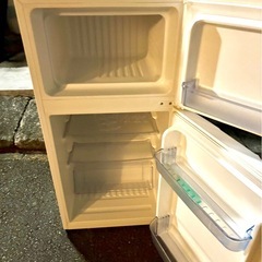 (運搬費込)(即日、深夜ok)ハイアール 98Lの画像