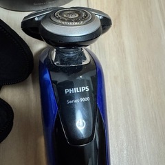 PHILIPS ひげそり髭剃りの画像