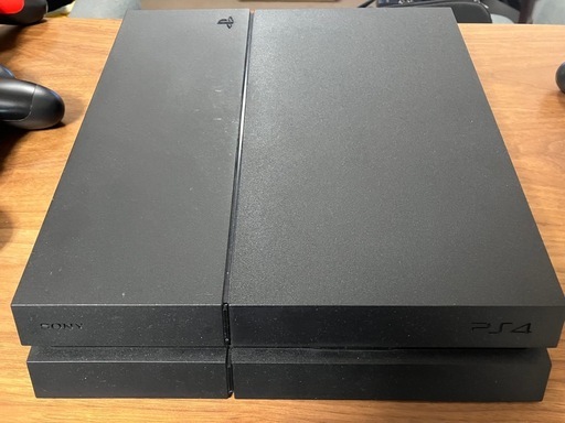 ps4、コントローラーx3、ソフトx2 