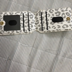 iPhone 13proけーすケースの画像