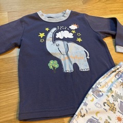 パジャマ　95サイズの画像