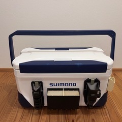 シマノ　クーラーボックス　25L 内寸50センチの画像