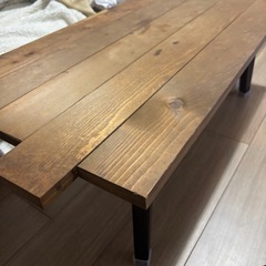 折りたたみテーブルの画像