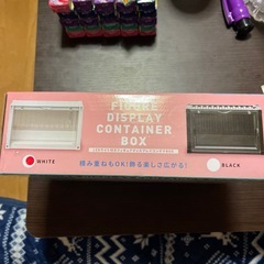 フィギュアディスプレイコンテナ
boxの画像