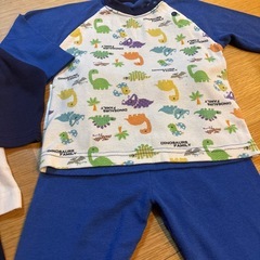 パジャマ　2セット　90サイズの画像