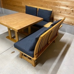 【訳あり】ダイニングテーブルセットの画像