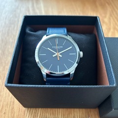 コーチCOACH W1582NAV 腕時計 ネイビー　数回のみの使用の画像