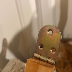 木製壁掛け折りたたみテーブルの画像