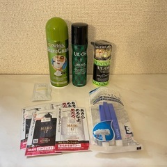 使いかけ シェービングフォーム  + 未使用 髭剃 + 洗顔料 + クリーム 等　アメニティの画像