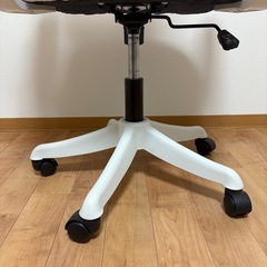 姿勢矯正用メッシュチェア ホワイト‼️最終値下げ‼️の画像