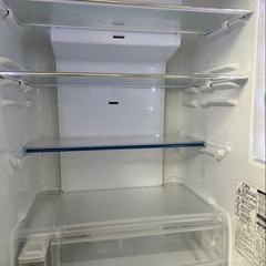 家庭用冷蔵庫の画像