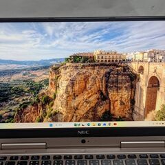 🍁NEC🌟Lavie🌟PC-GN🌟高機能タッチ金🌟SSD🌟WIN11🌟Office2021🌟超軽量の画像