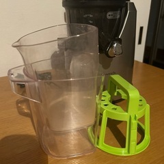 kuvings ジューサーの画像