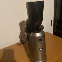 kuvings ジューサーの画像
