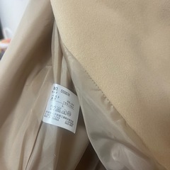 Lサイズ ベージュコートの画像