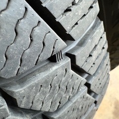 235/60/17冬ミシュランの画像