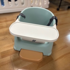 リッチェル　ベビーチェア　フィージーの画像