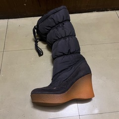 厚底防寒ブーツの画像