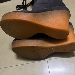 厚底防寒ブーツの画像