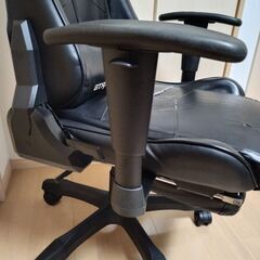 Gtracing ゲーミングチェア ブラックの画像