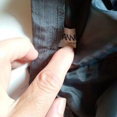 ANNCHEPI グレー×シルバー 蔦花柄 タイトスカート Mくらいの画像