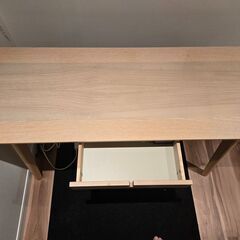 IKEAのオフィスデスク売ります（お家の近くで受け取り）の画像