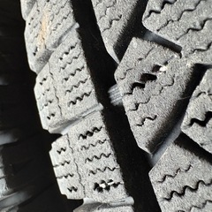 165R14LT冬ブリジストンの画像