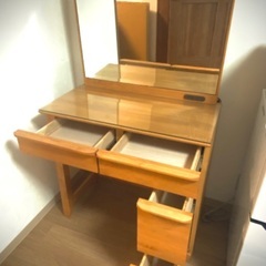 購入価格7万円 天然無垢材 オイル仕上げ アルダー材 一面鏡 ドレッサー 化粧台の画像