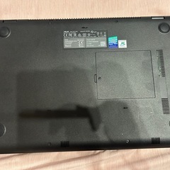 ASUS ノートパソコン（Windows 11 搭載）の画像