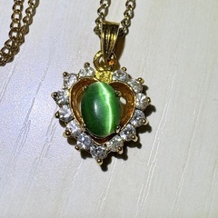 ゴールド シルバー系 石付き ネックレスの画像