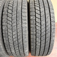 イボ付き❗️215/70/15冬VRX3の画像