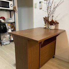 バタフライテーブルの画像