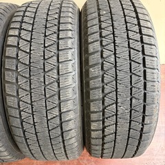 225/55/18冬DM-V3の画像