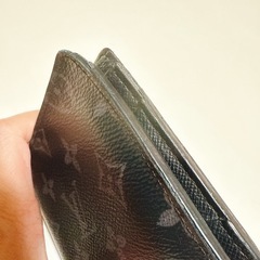 ルイヴィトン エクリプス ミュルティプル二つ折り財布 ポルトフォイユM61695の画像