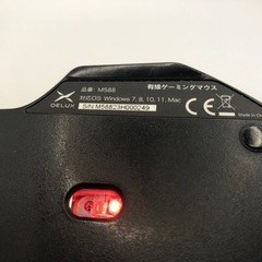 Delux 有線 ゲーミングマウスの画像