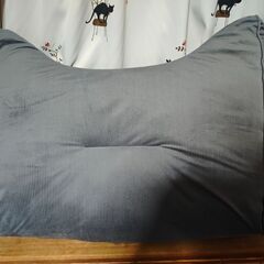 三角クッション BIG グレーの画像