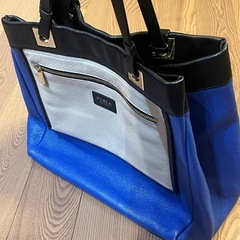 FURLA トートバッグ　美品
の画像