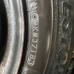 ブリヂストンスタッドレスタイヤ の画像