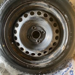 ブリヂストンスタッドレスタイヤ の画像