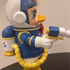 POP MART ドナルド 400%の画像