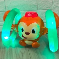 お座り〜ハイハイ期　猿追いかけっこ＆車型ラトルの画像