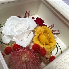 プリザーブドフラワーアレンジメントの画像