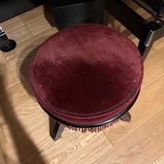 ピアノ椅子高さ調整可
の画像