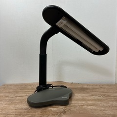 三洋電機のデスクライトの画像